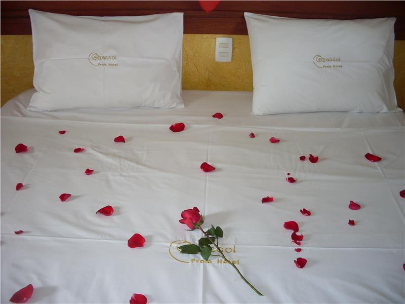 Girassol Praia Hotel Гуаибим Экстерьер фото