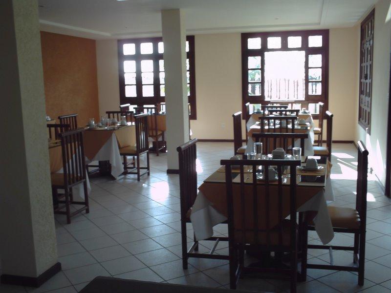 Girassol Praia Hotel Гуаибим Экстерьер фото